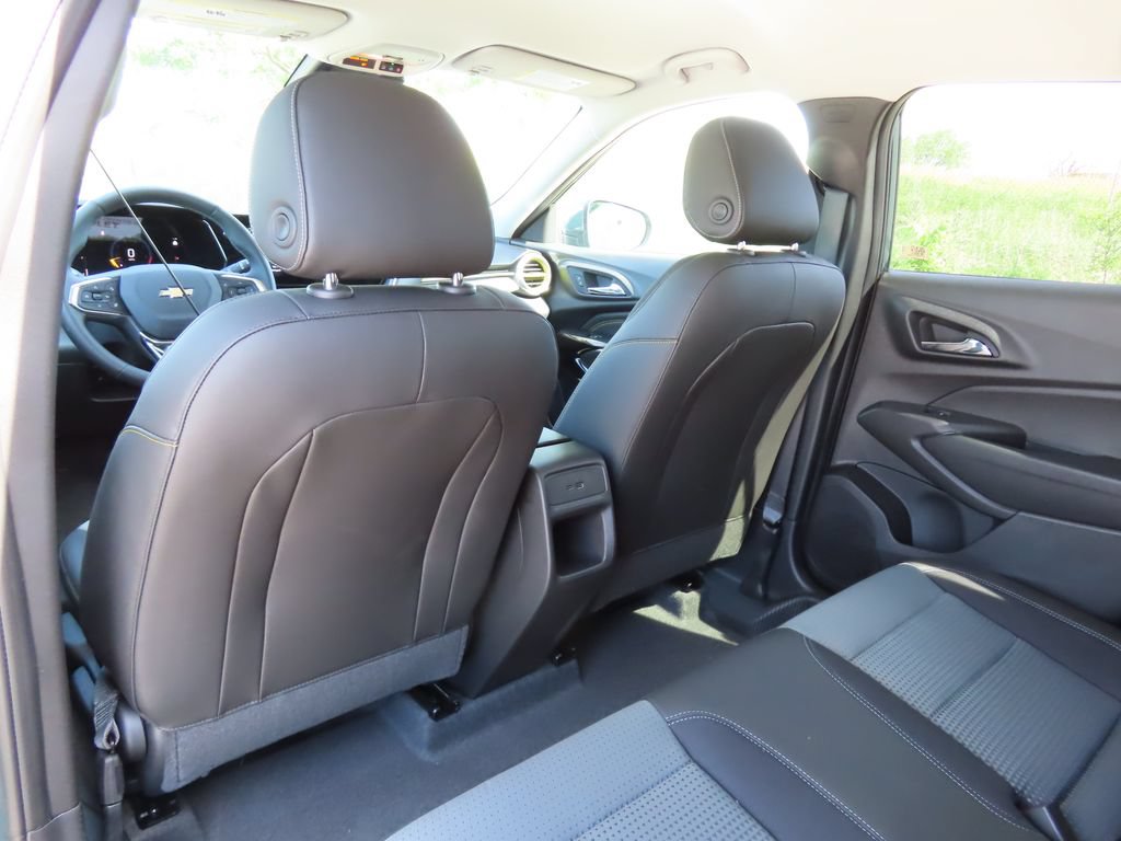 New 2026 Chevrolet Trax LT w/ Driver Confidence Package FWD image 22