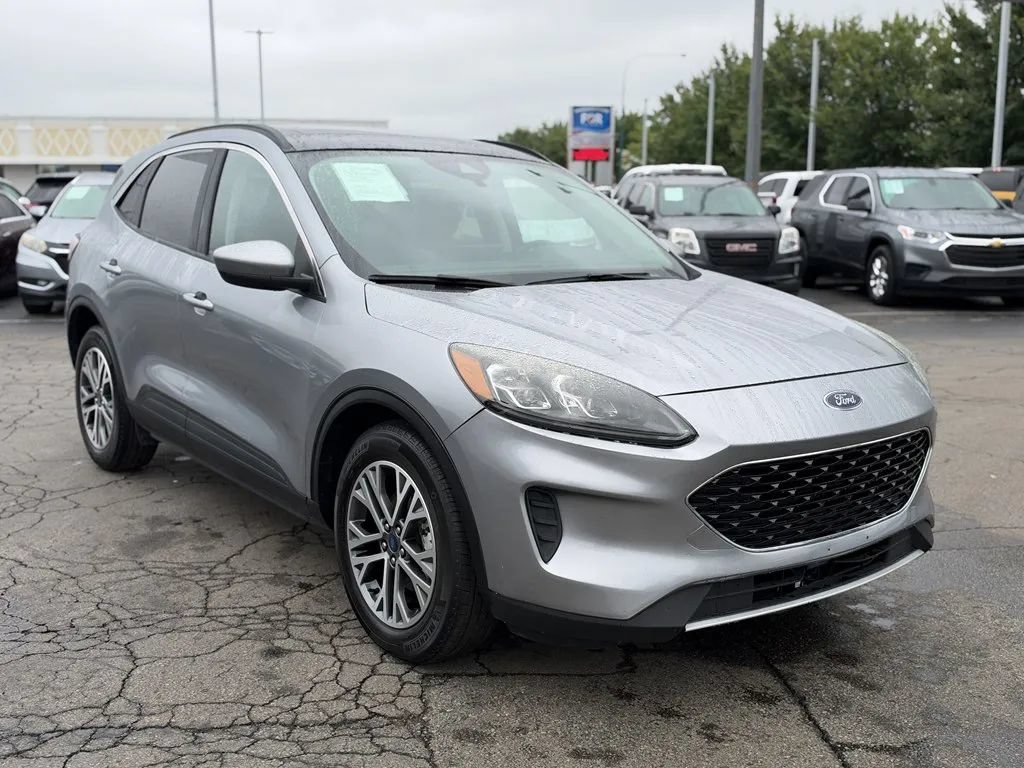 Used 2022 Ford Escape SEL FWD image 3