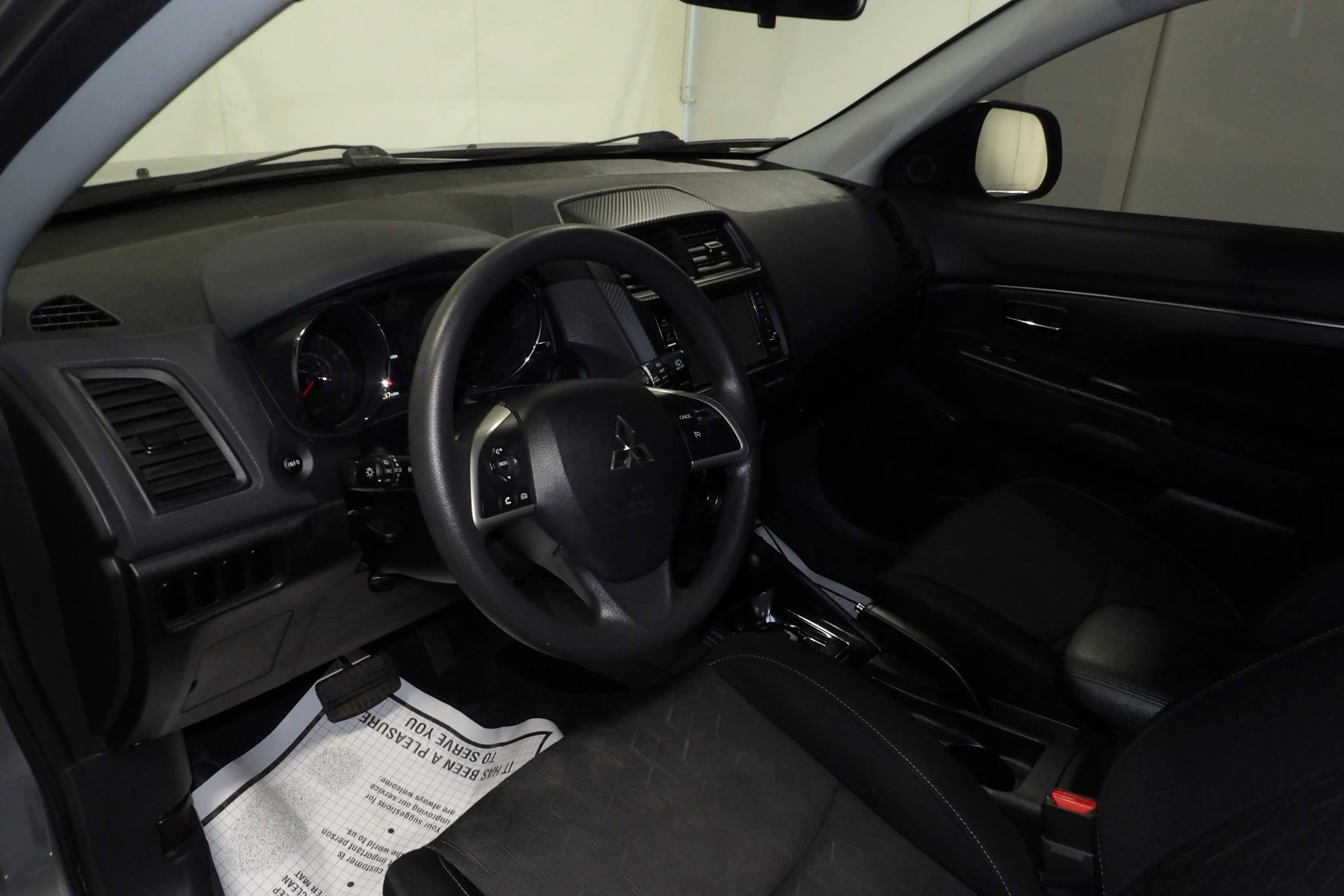 Used 2020 Mitsubishi Outlander Sport ES FWD image 8