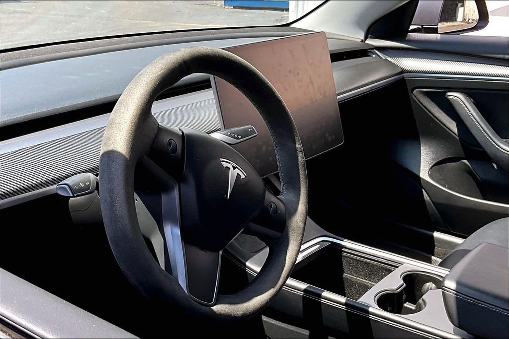 Used 2022 Tesla Model 3 Long Range image 16