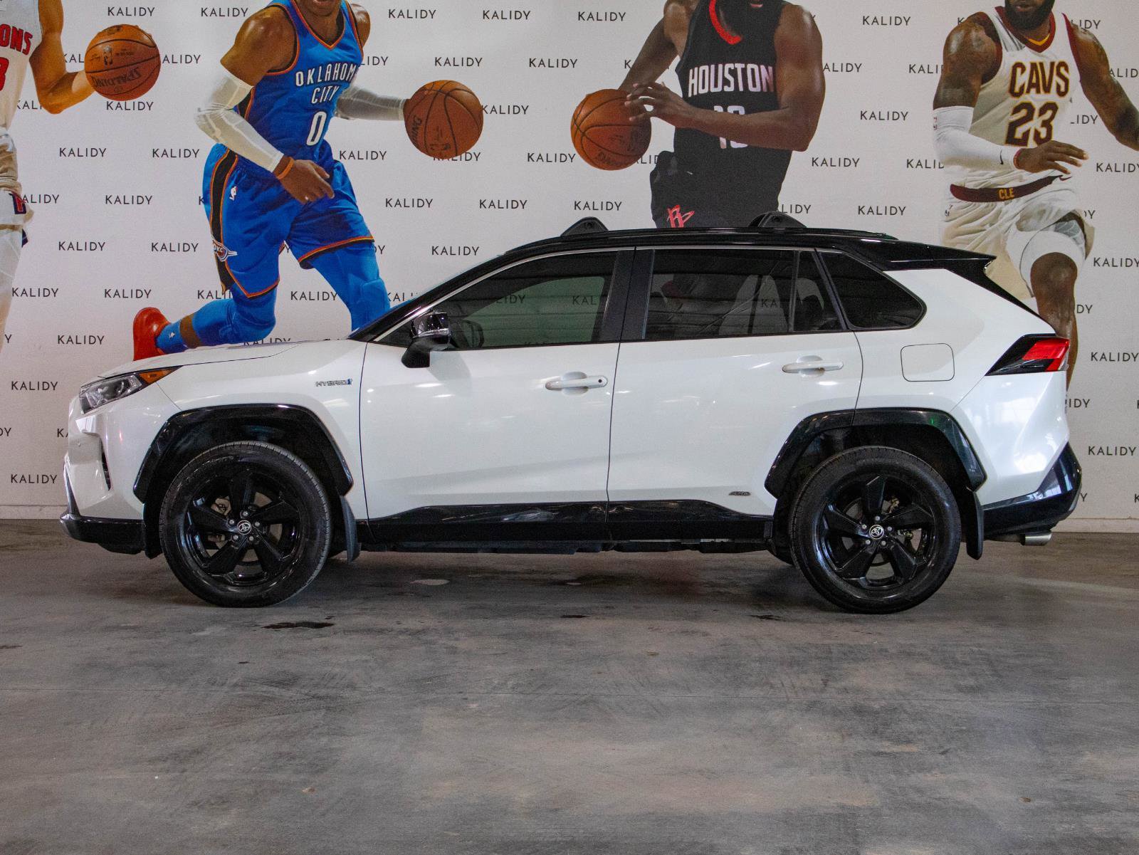 Used 2021 Toyota RAV4 XSE image 18