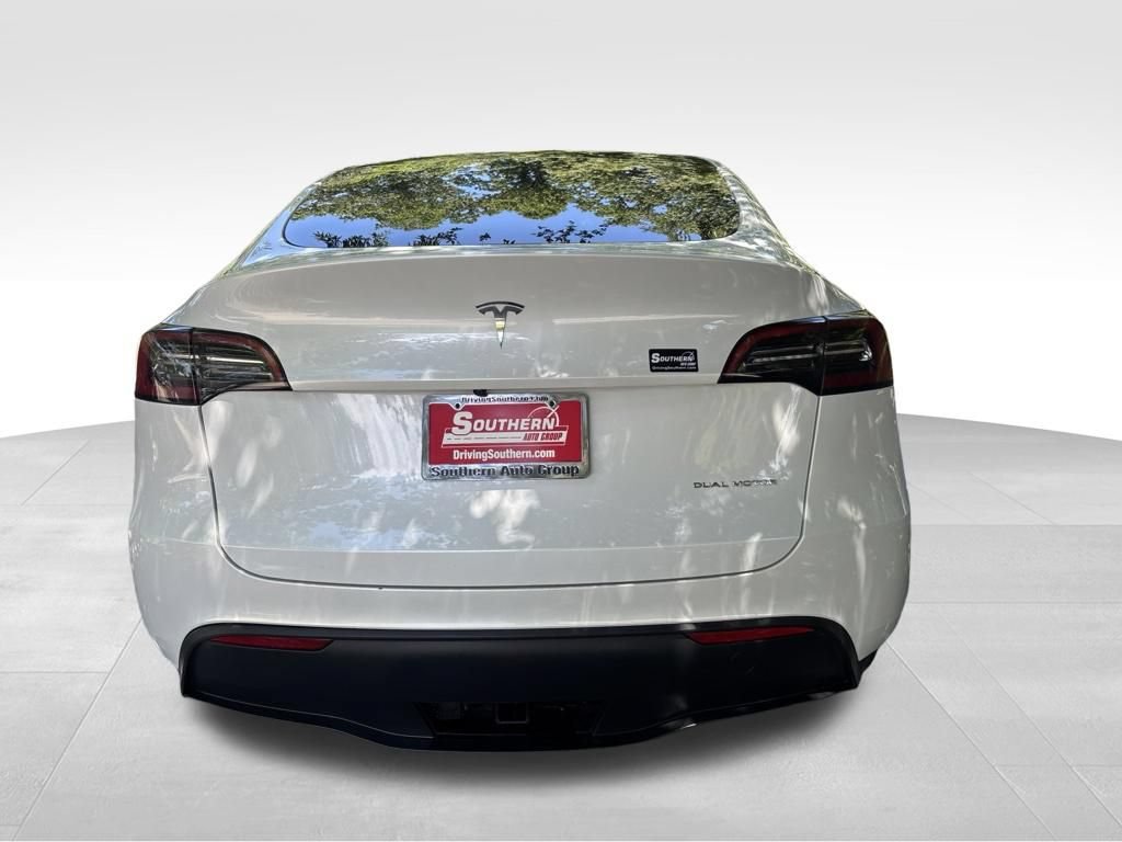 Used 2023 Tesla Model Y Long Range AWD/4WD image 11