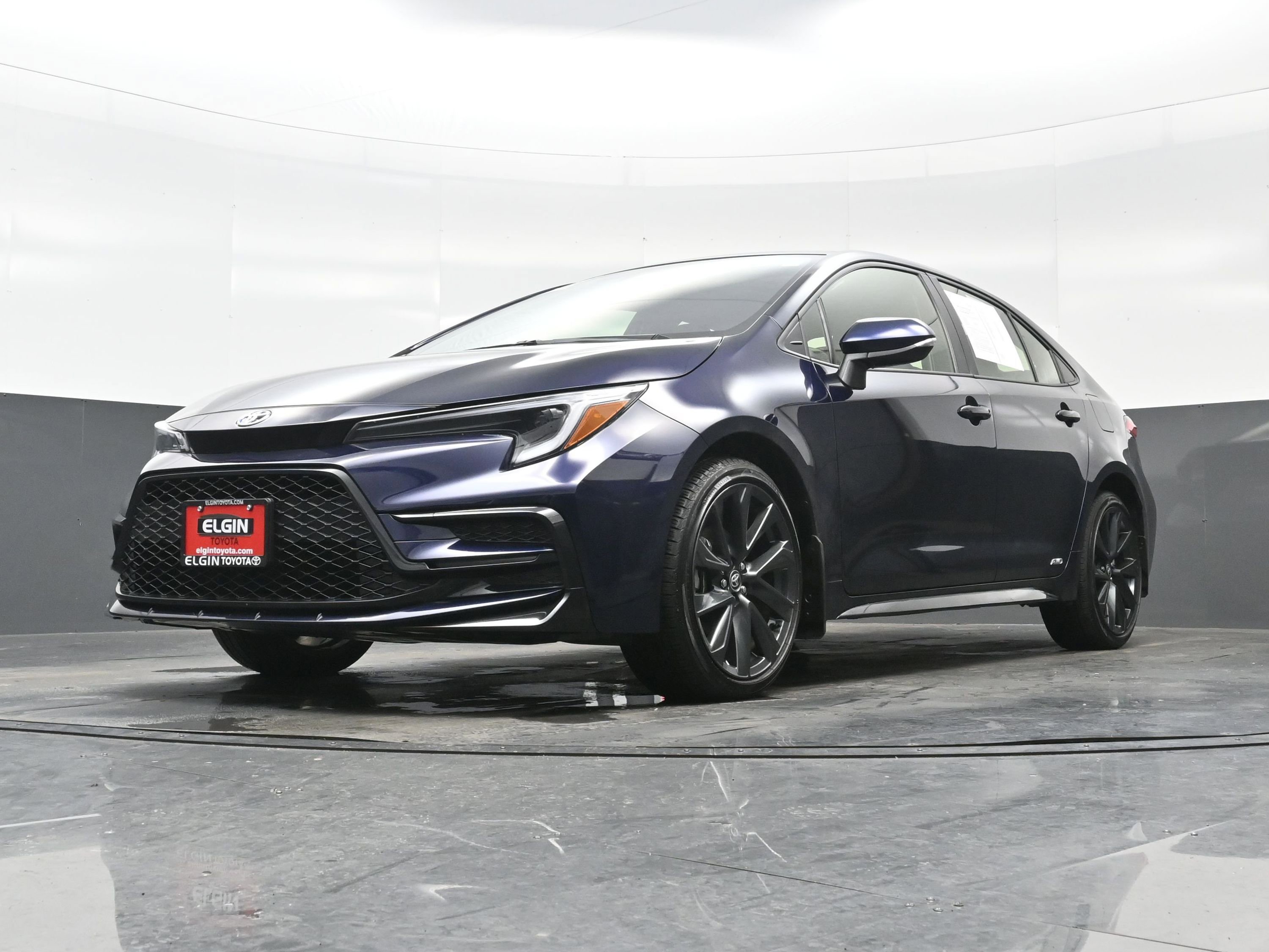 Used 2024 Toyota Corolla SE image 28