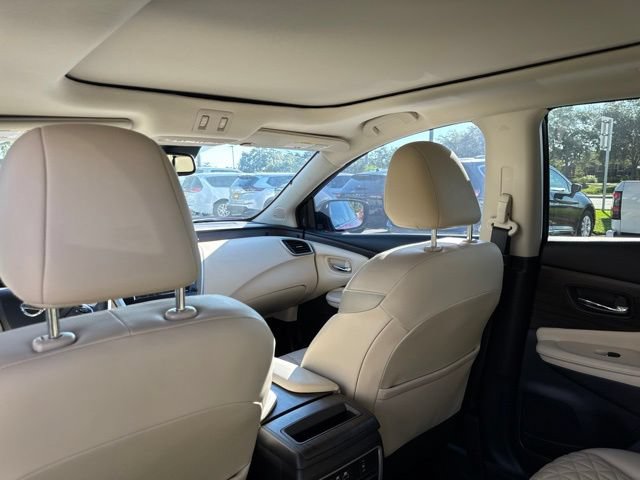 Used 2020 Nissan Murano Platinum FWD image 18