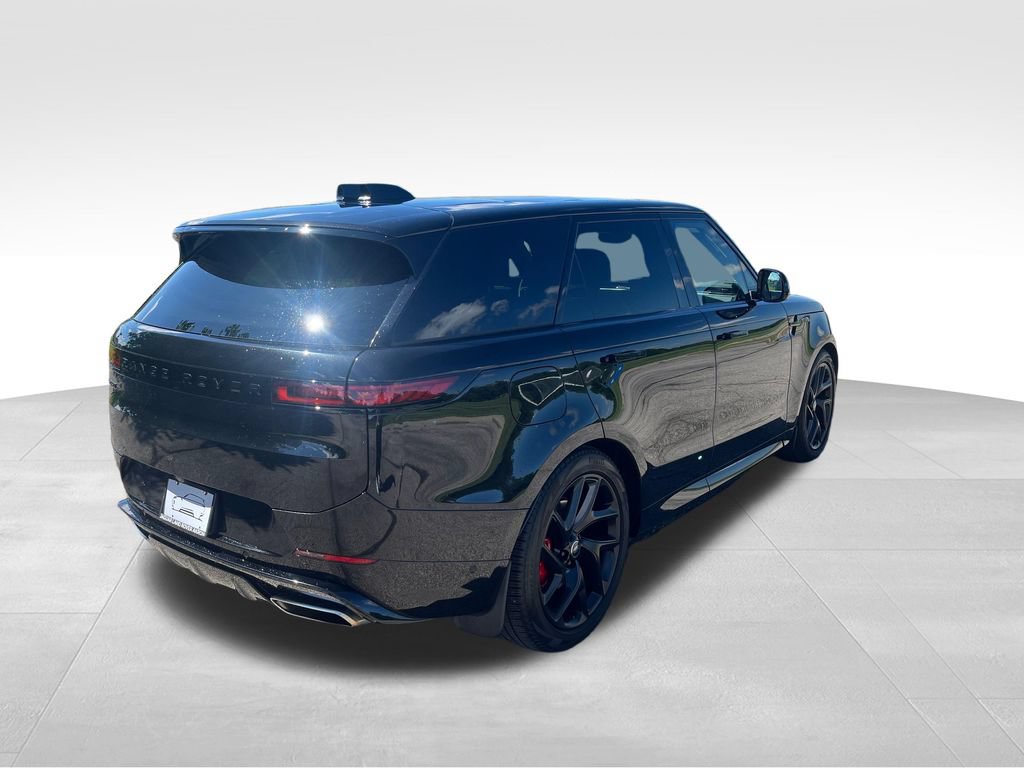 Used 2024 Land Rover Range Rover Sport Dynamic SE AWD/4WD image 5