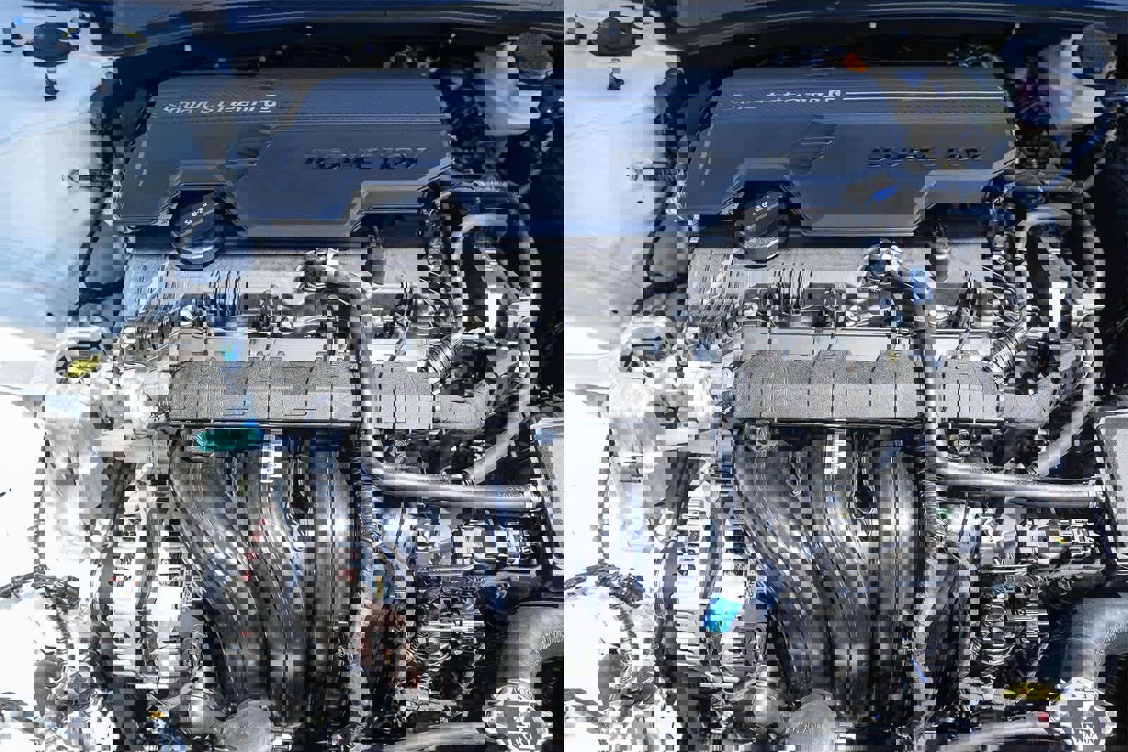 New 2025 Hyundai Elantra SE w/ Cargo Package image 14