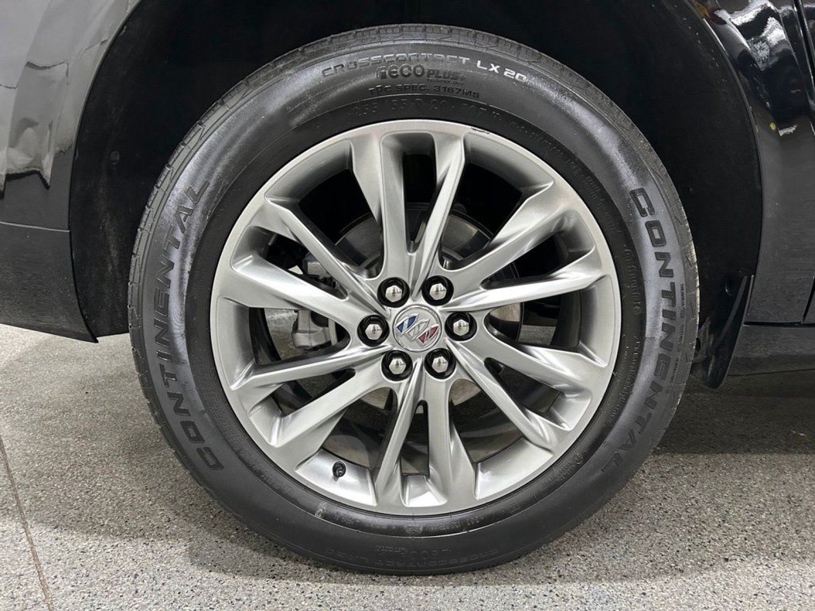 Used 2024 Buick Enclave Avenir w/ Avenir Technology Package FWD image 11