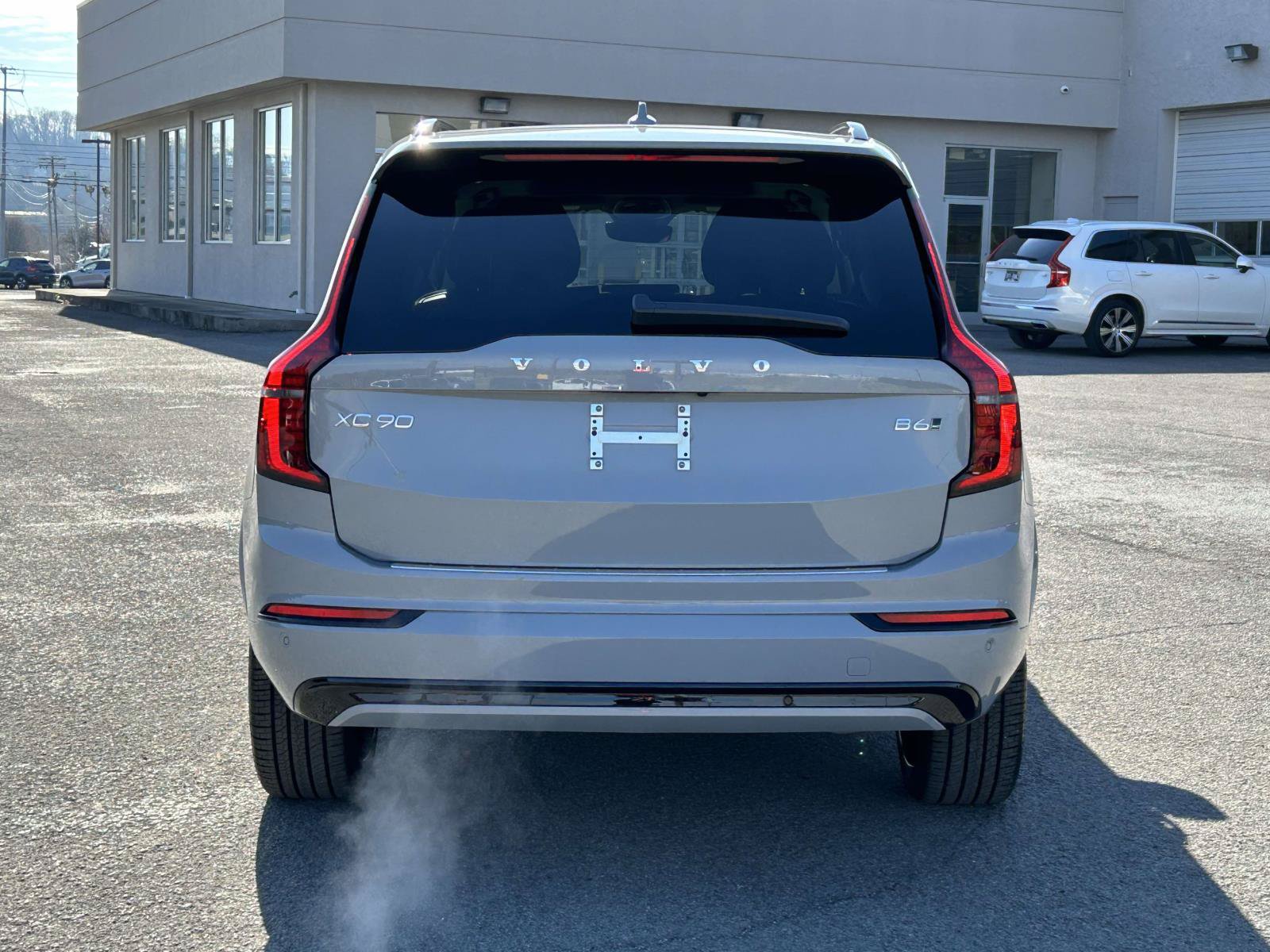 New 2026 Volvo XC90 B6 Ultra w/ Lounge Package AWD/4WD image 4
