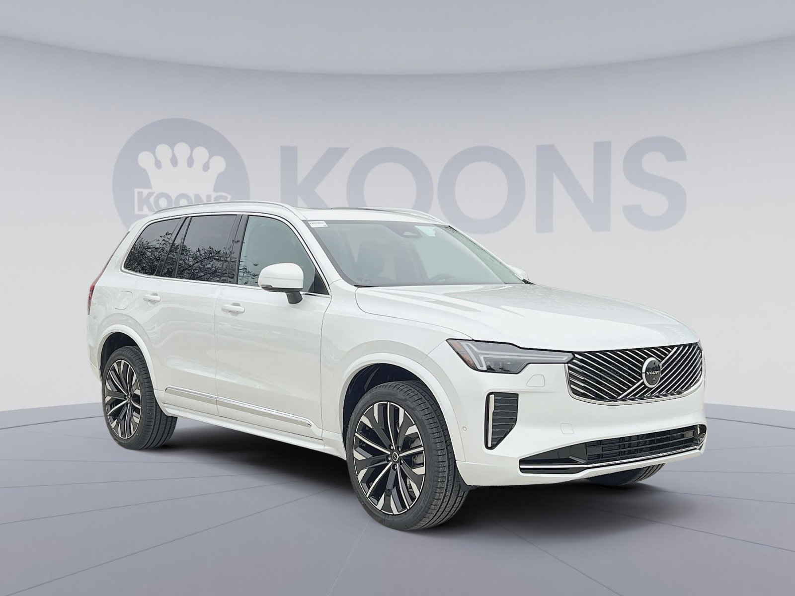 New 2026 Volvo XC90 B6 Plus w/ Protection Package image 10