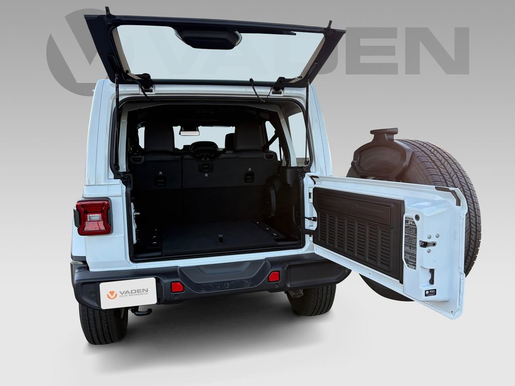 New 2026 Jeep Wrangler Sahara image 23