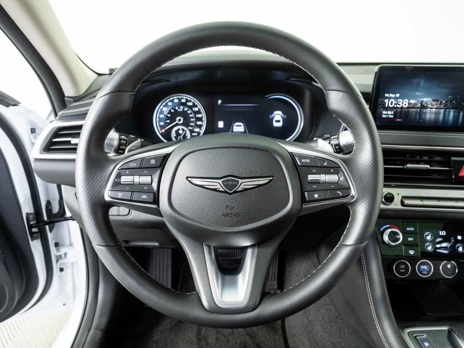 Used 2026 Genesis G70 2.5T Prestige RWD image 9