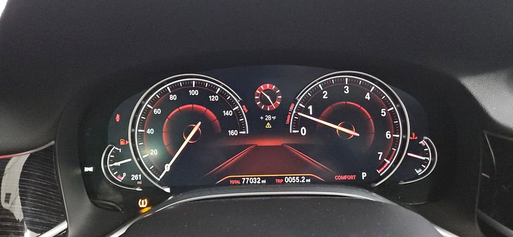 Used 2017 BMW 750i xDrive image 27