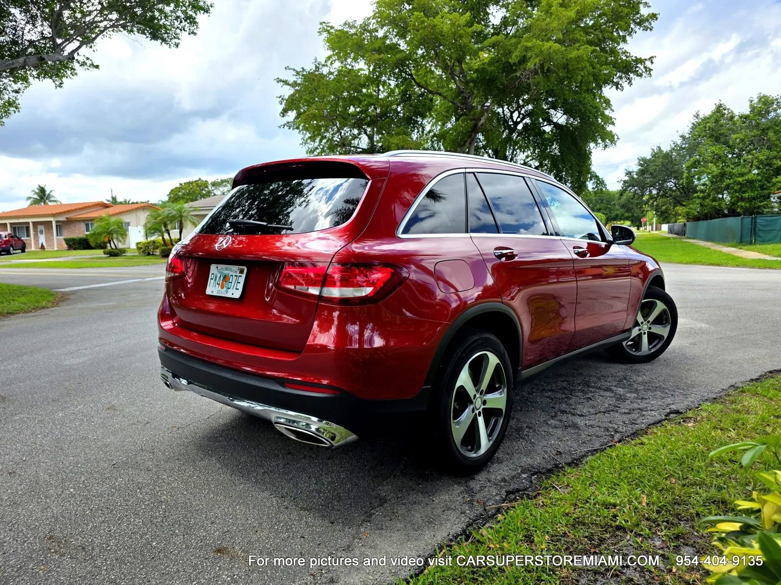 Used 2016 Mercedes-Benz GLC 300 w/ Multimedia Package image 14