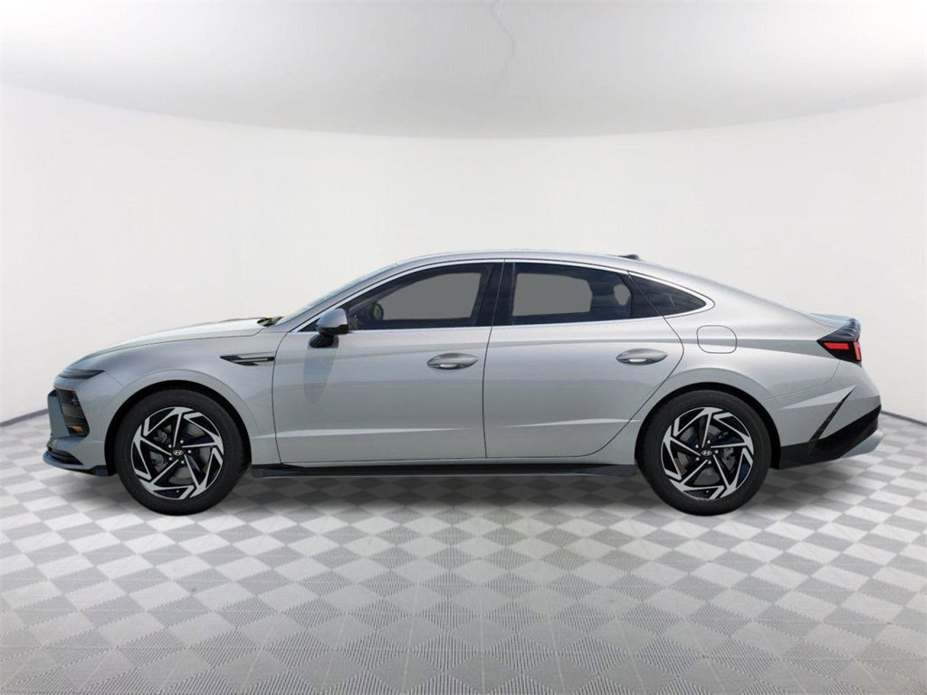 New 2026 Hyundai Sonata SEL image 3
