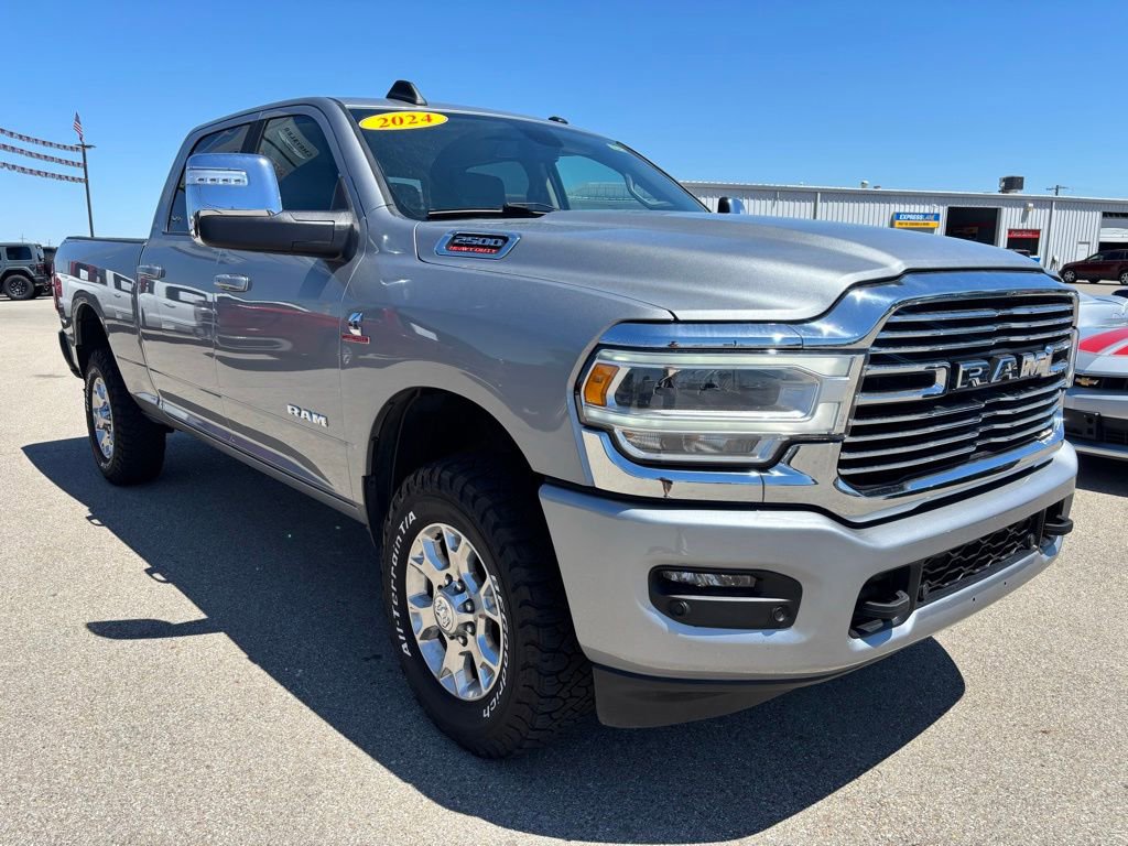 Used 2024 RAM 2500 Laramie AWD/4WD image 8