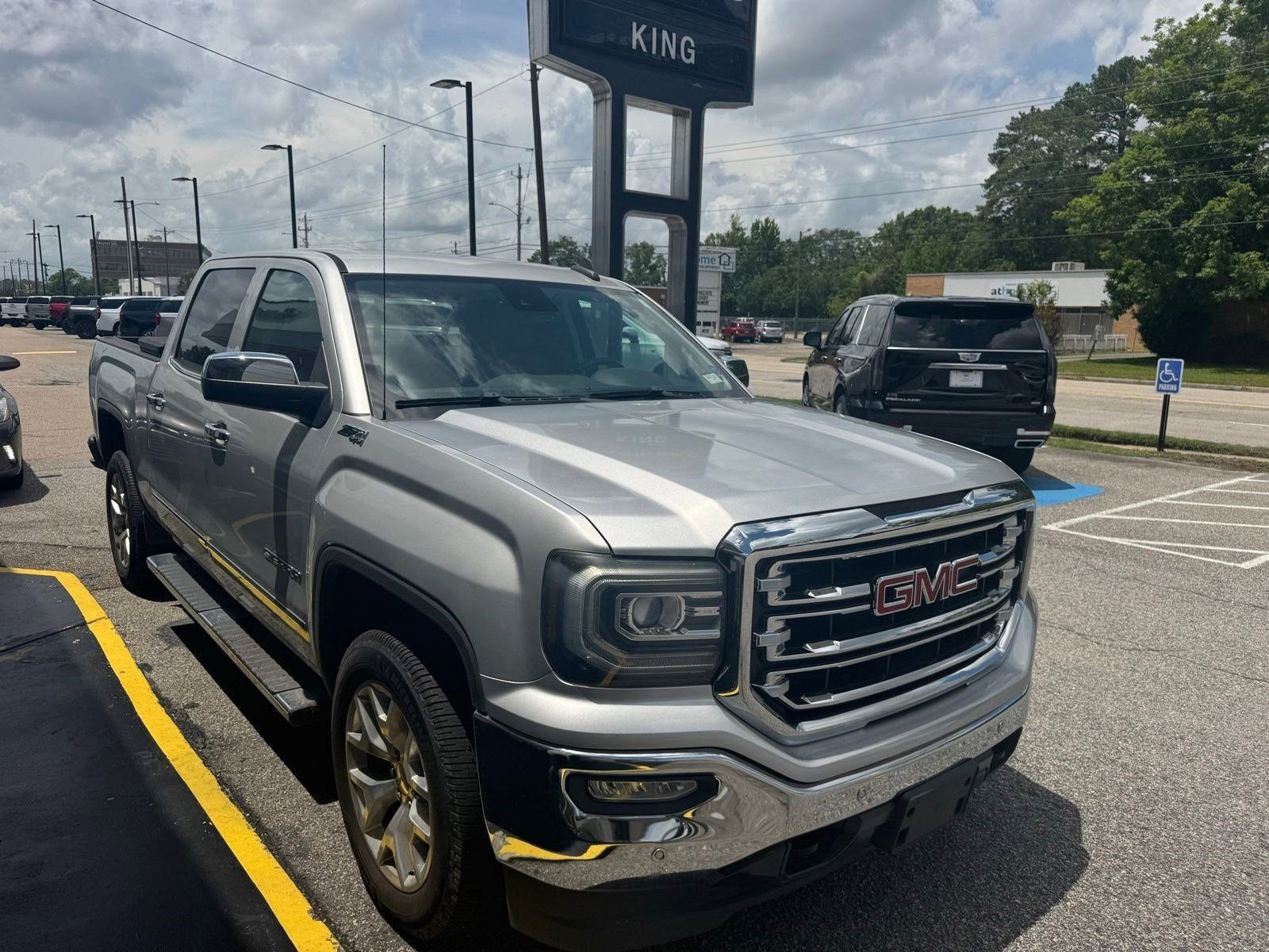 Certified 2018 GMC Sierra 1500 SLT AWD/4WD image 4