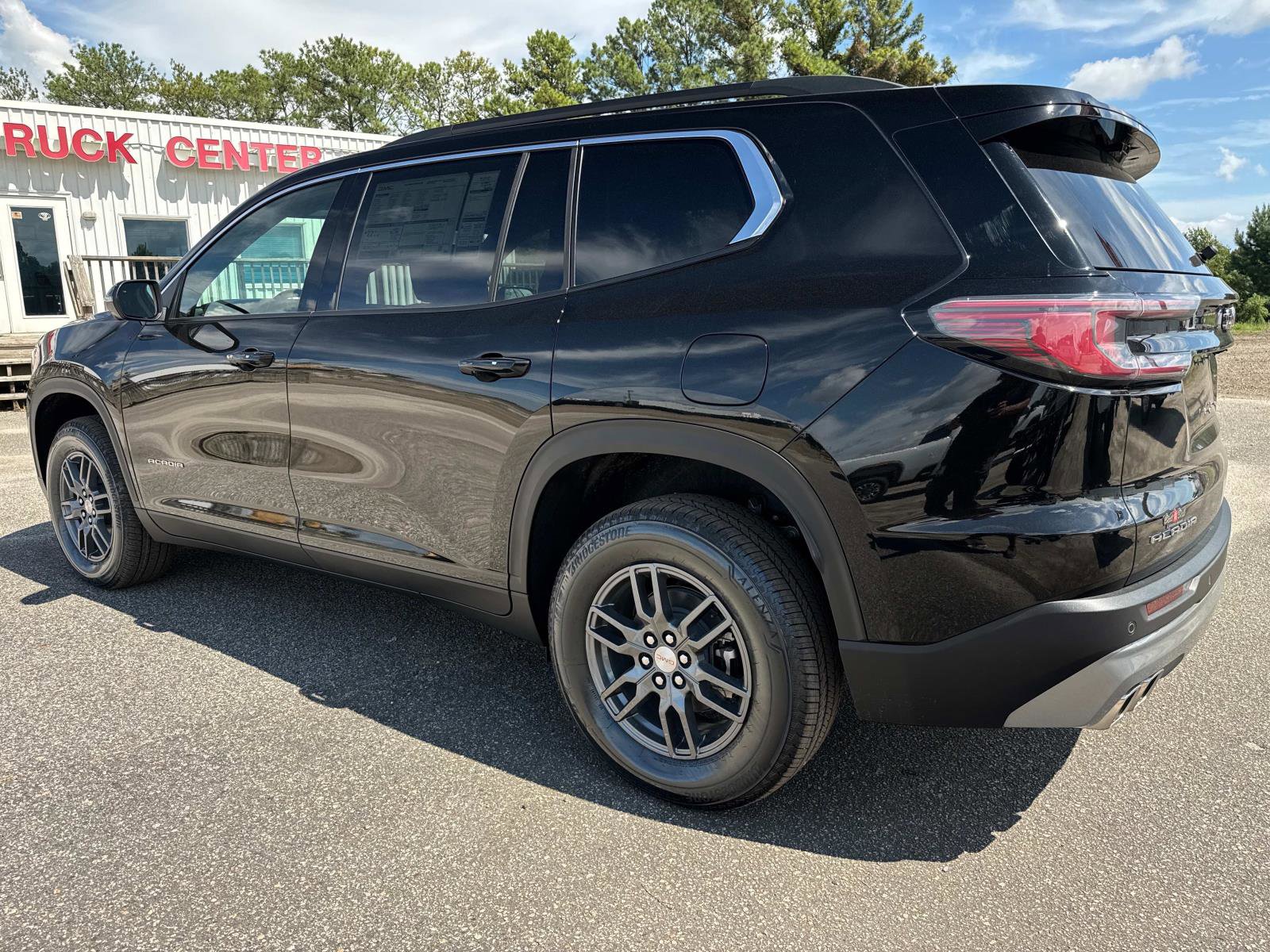 New 2026 GMC Acadia Elevation w/ LPO, Floor Liner Package image 5