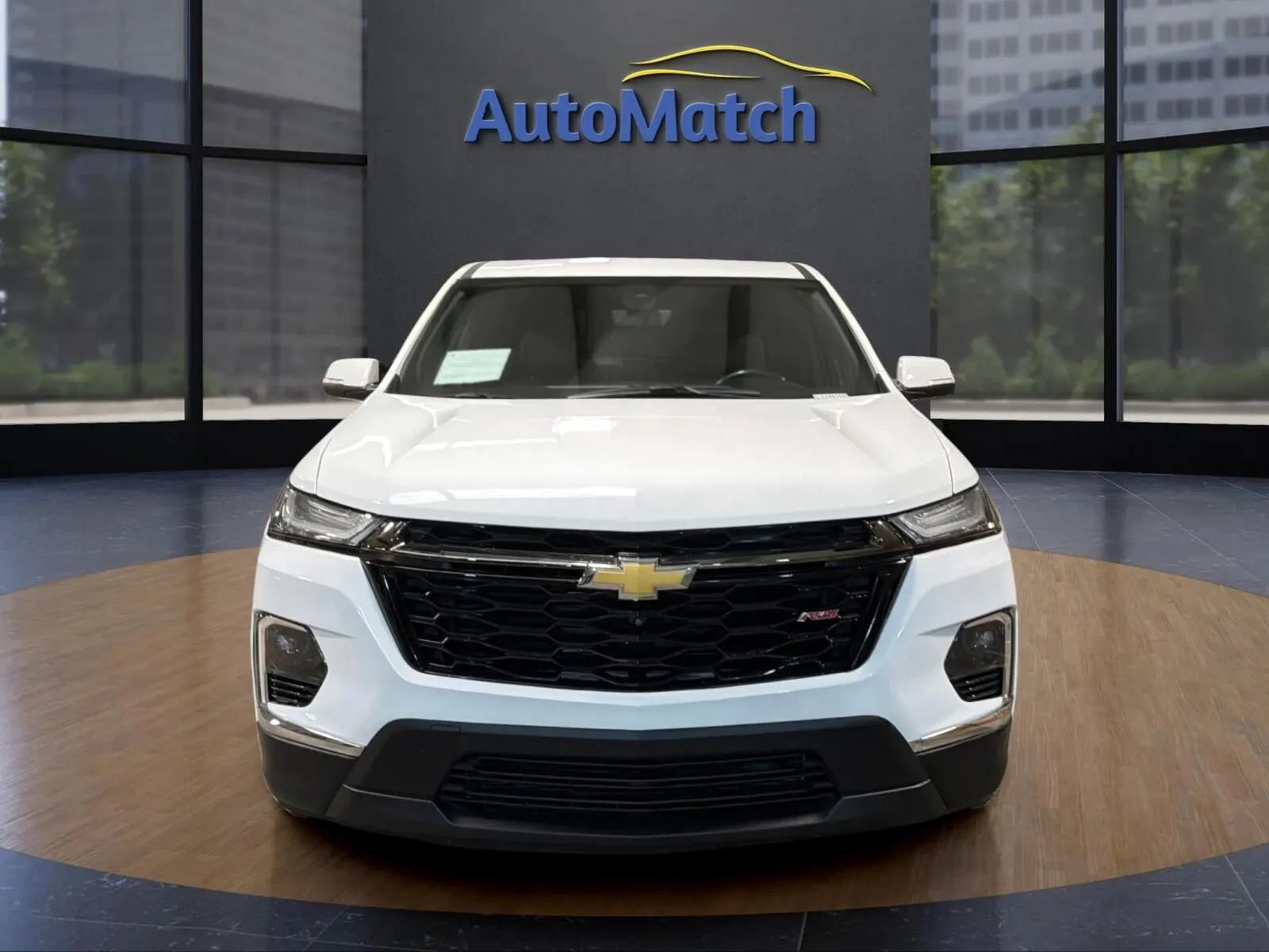 Used 2024 Chevrolet Traverse RS image 3