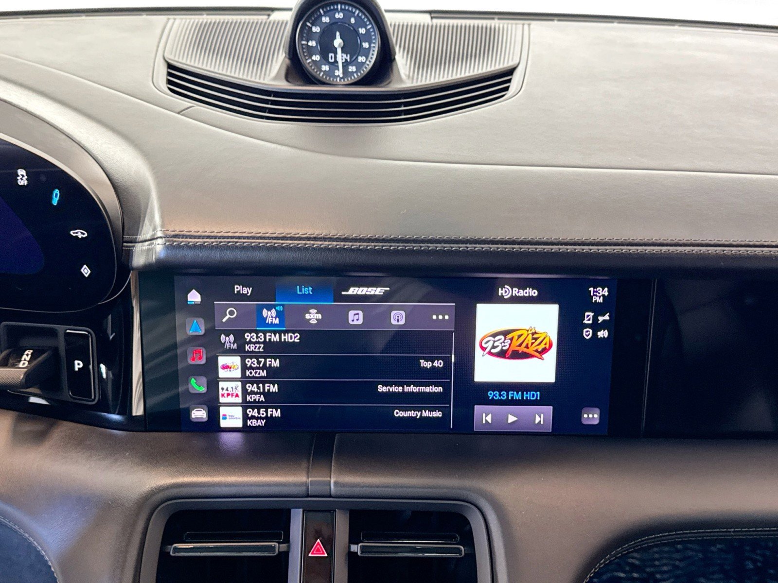 Certified 2021 Porsche Taycan Turbo image 16