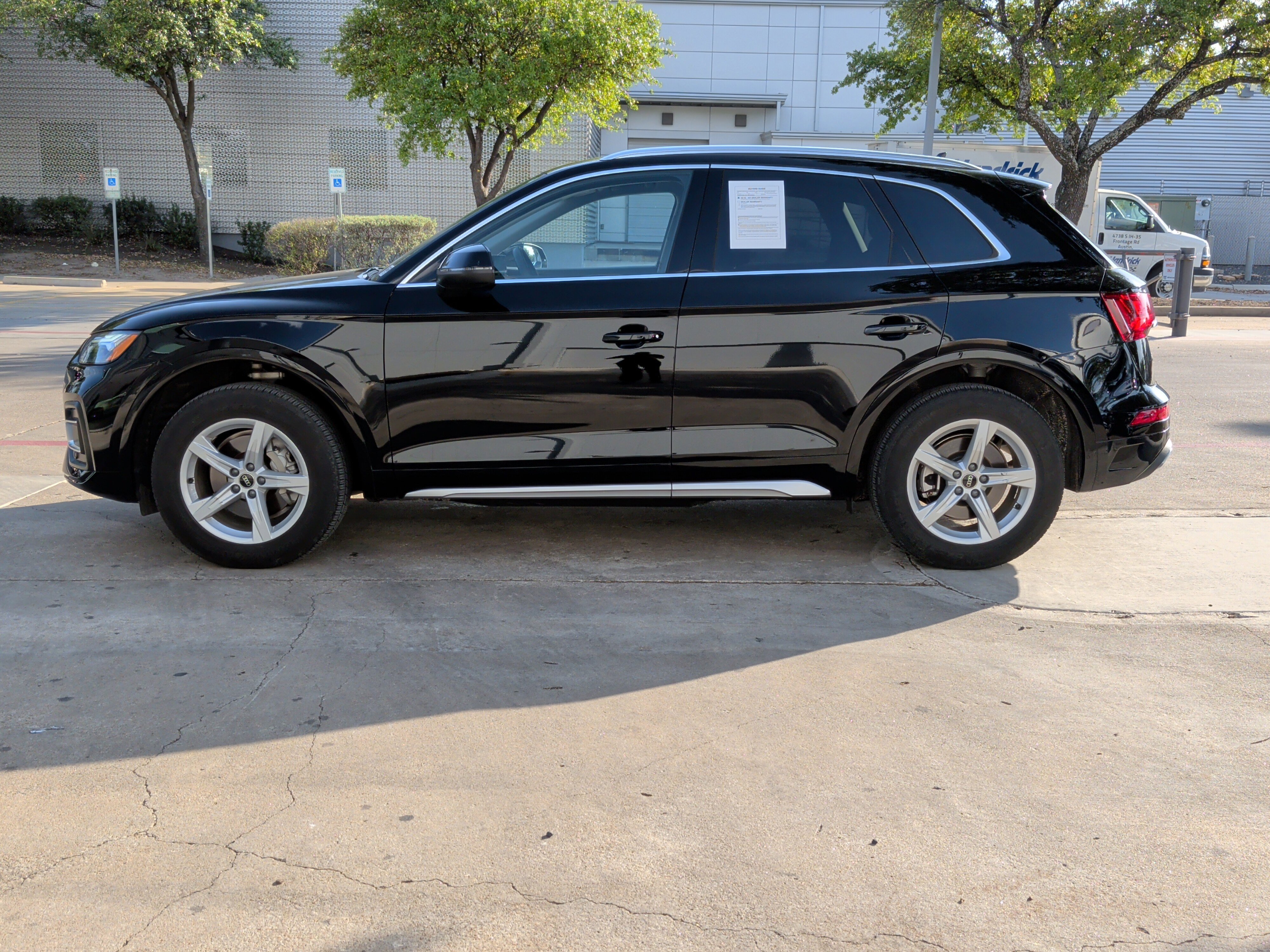 Certified 2023 Audi Q5 2.0T Premium w/ Convenience Package image 7