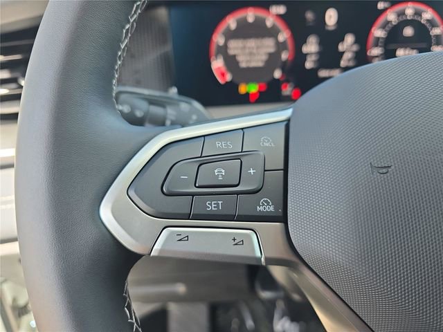 New 2026 Volkswagen Tiguan SE image 22