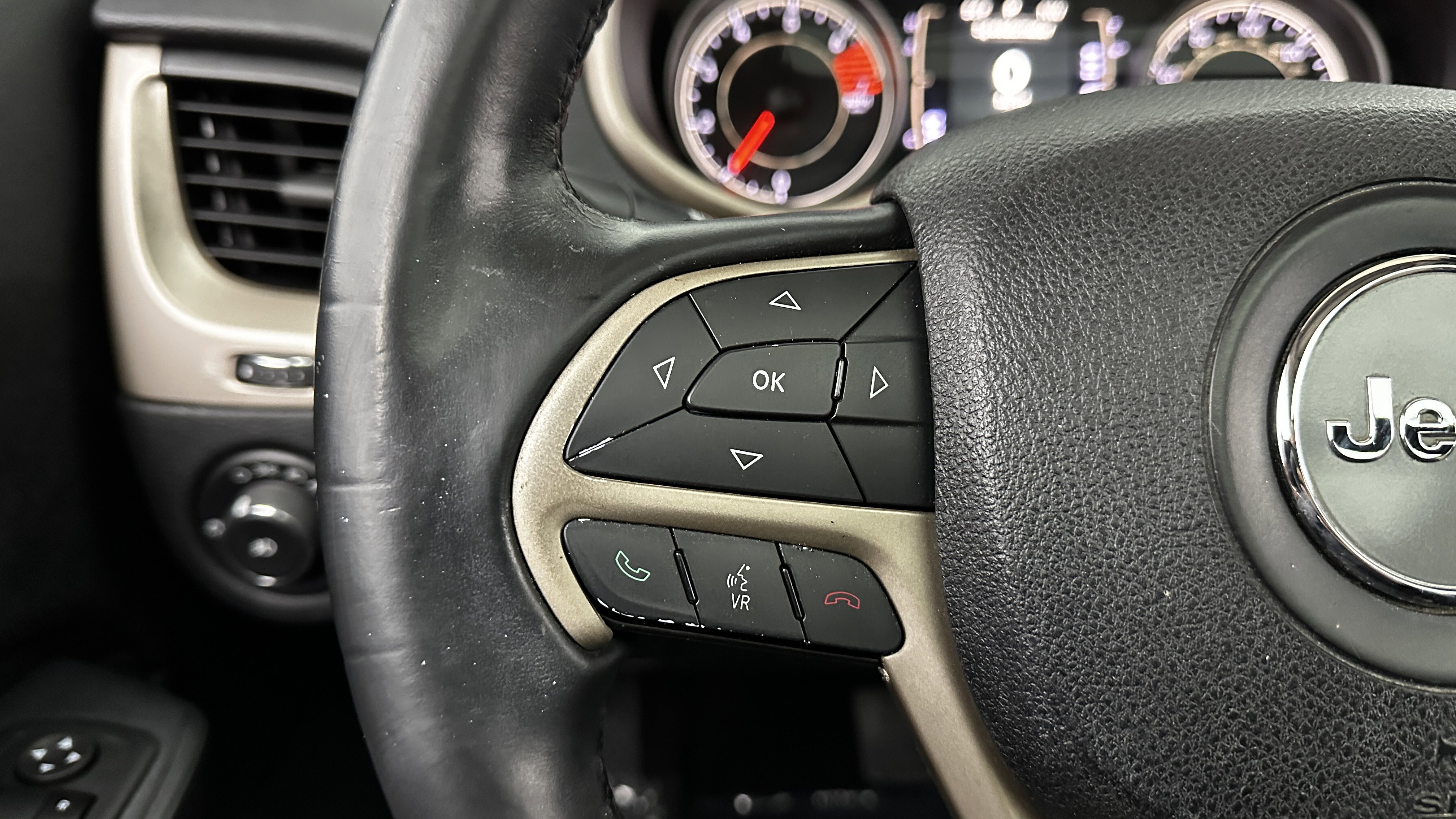 Used 2016 Jeep Cherokee 75th Anniversary image 21