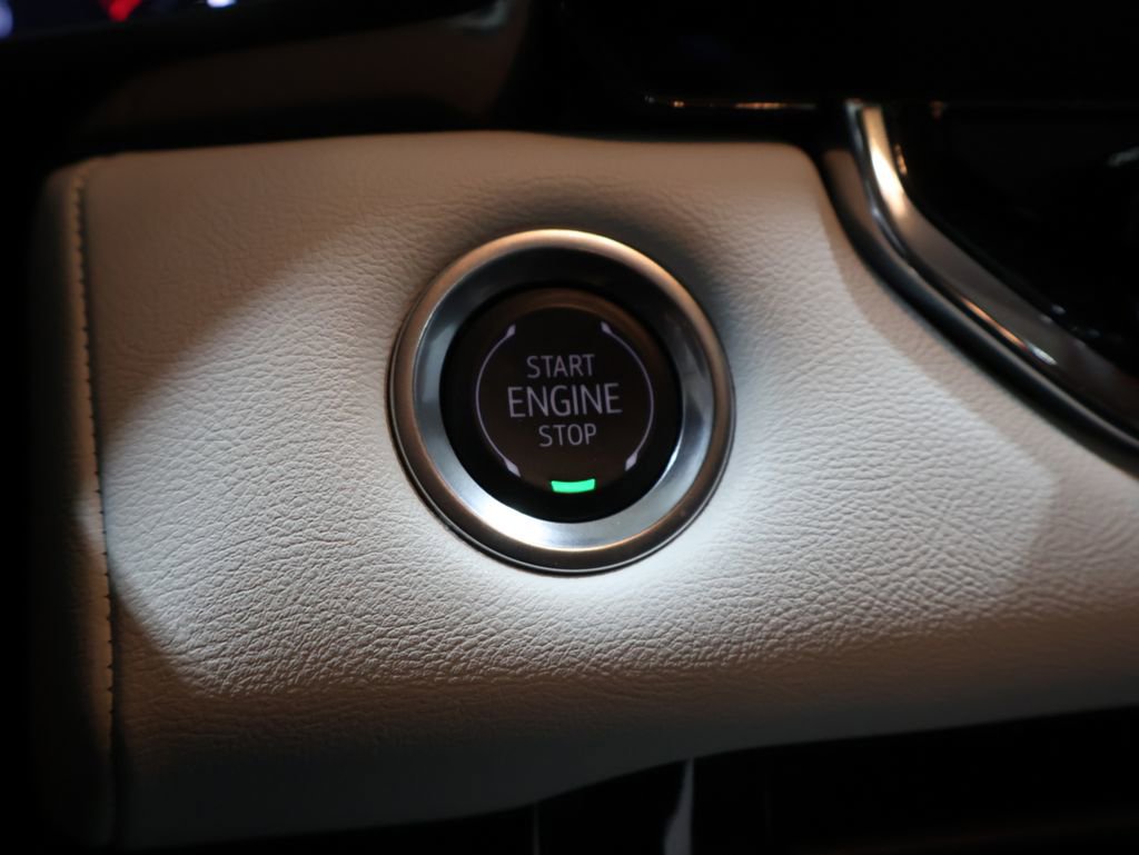 Used 2025 GMC Canyon AT4 w/ AT4X Package image 28