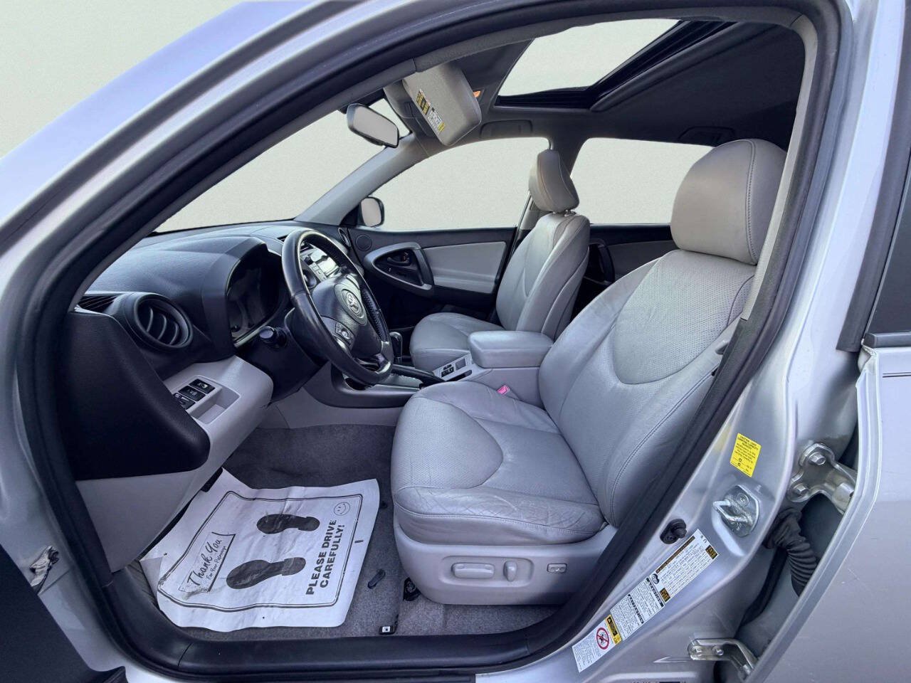 Used 2010 Toyota RAV4 Limited w/ Limited Extra Value Pkg AWD/4WD image 19