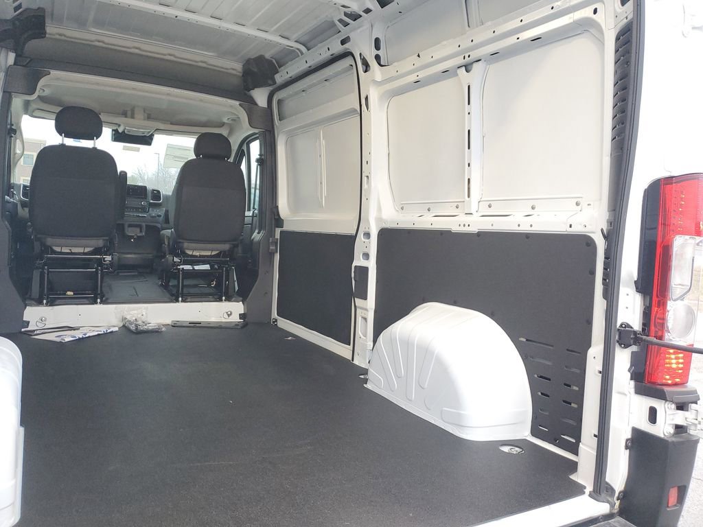 New 2025 RAM ProMaster 1500 w/ Quick Order Package 22G SLT image 14