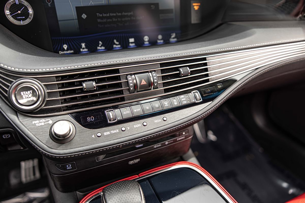 Used 2018 Lexus LS 500 F Sport w/ Accessory Package (Z1) image 30