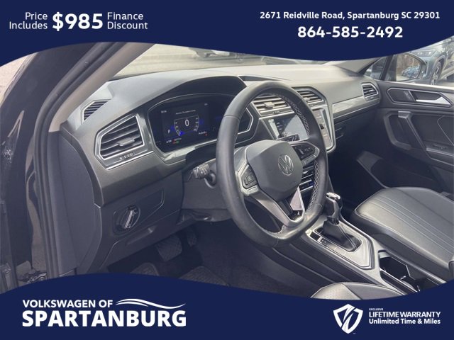 Used 2023 Volkswagen Tiguan SE image 12