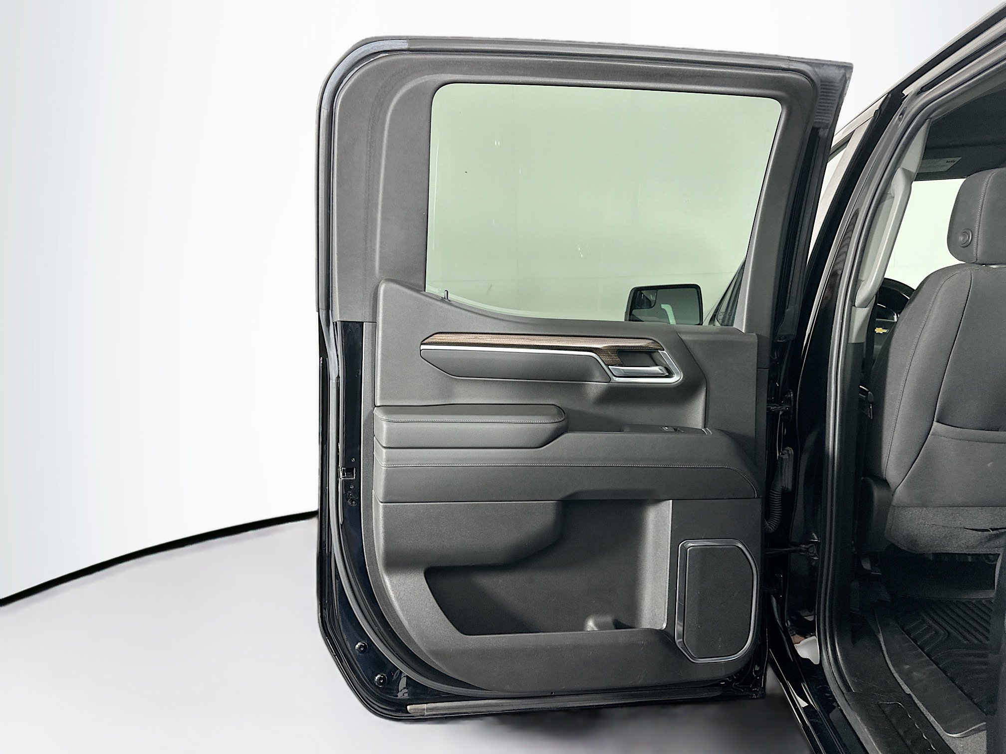 Used 2022 Chevrolet Silverado 1500 LT image 25