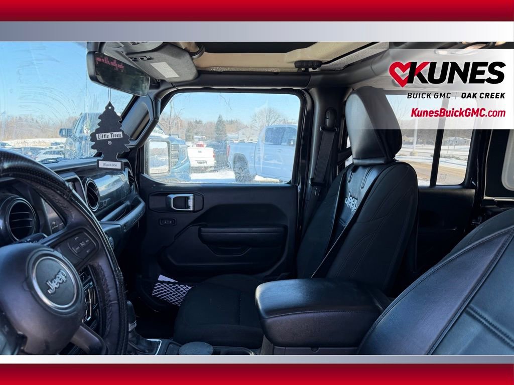 Used 2023 Jeep Wrangler Sport image 8