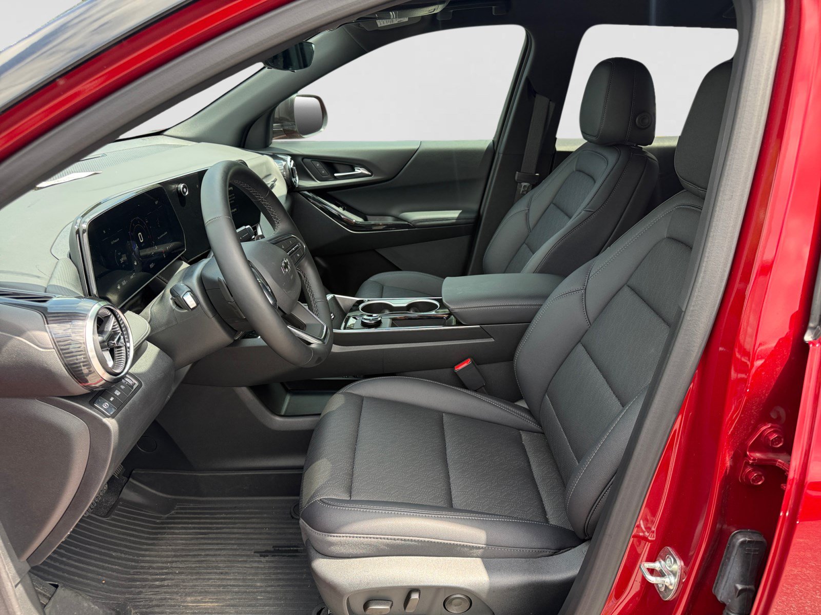New 2026 Chevrolet Equinox LT w/ Convenience Package II AWD/4WD image 9