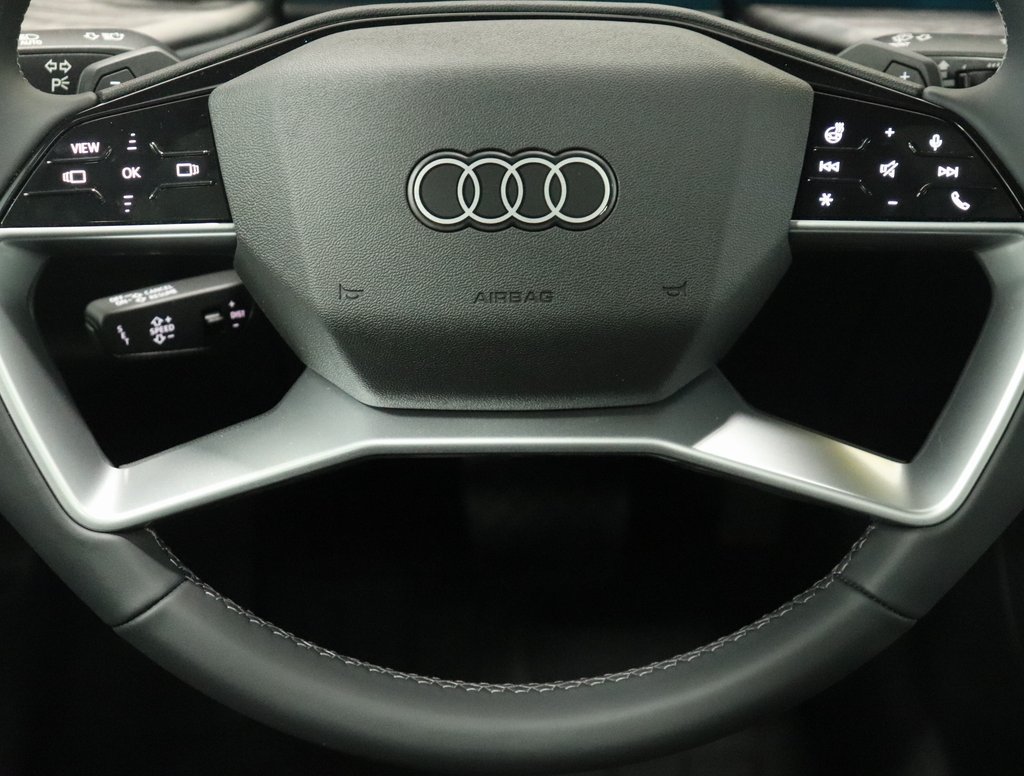 Used 2025 Audi Q5 Premium w/ Convenience Package AWD/4WD image 17