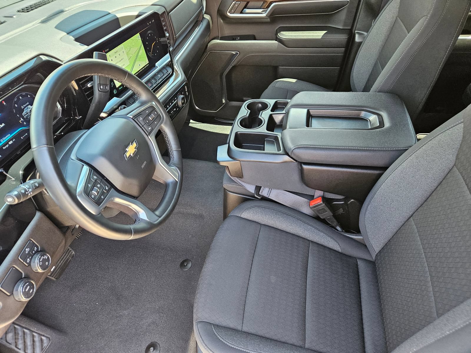 Used 2024 Chevrolet Silverado 1500 LT RWD image 18