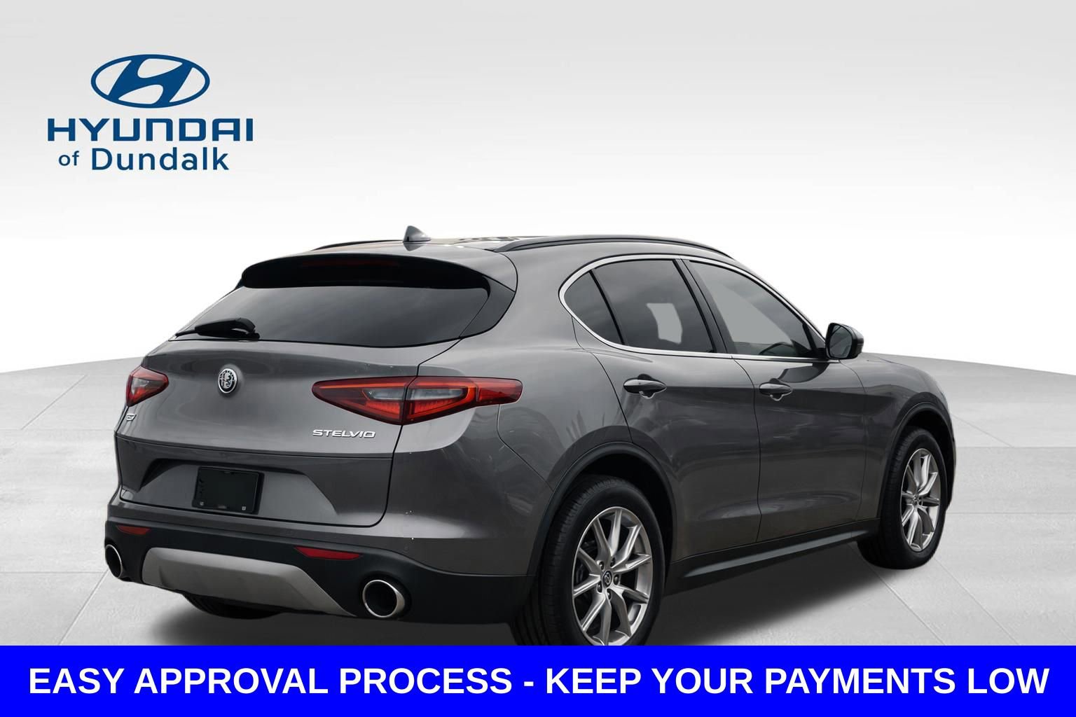Used 2018 Alfa Romeo Stelvio Ti AWD/4WD image 2