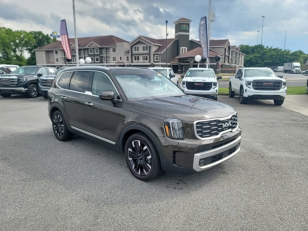 Used 2024 Kia Telluride SX Prestige w/ Towing Package AWD/4WD image 1