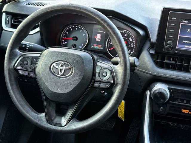 Used 2020 Toyota RAV4 LE FWD image 14