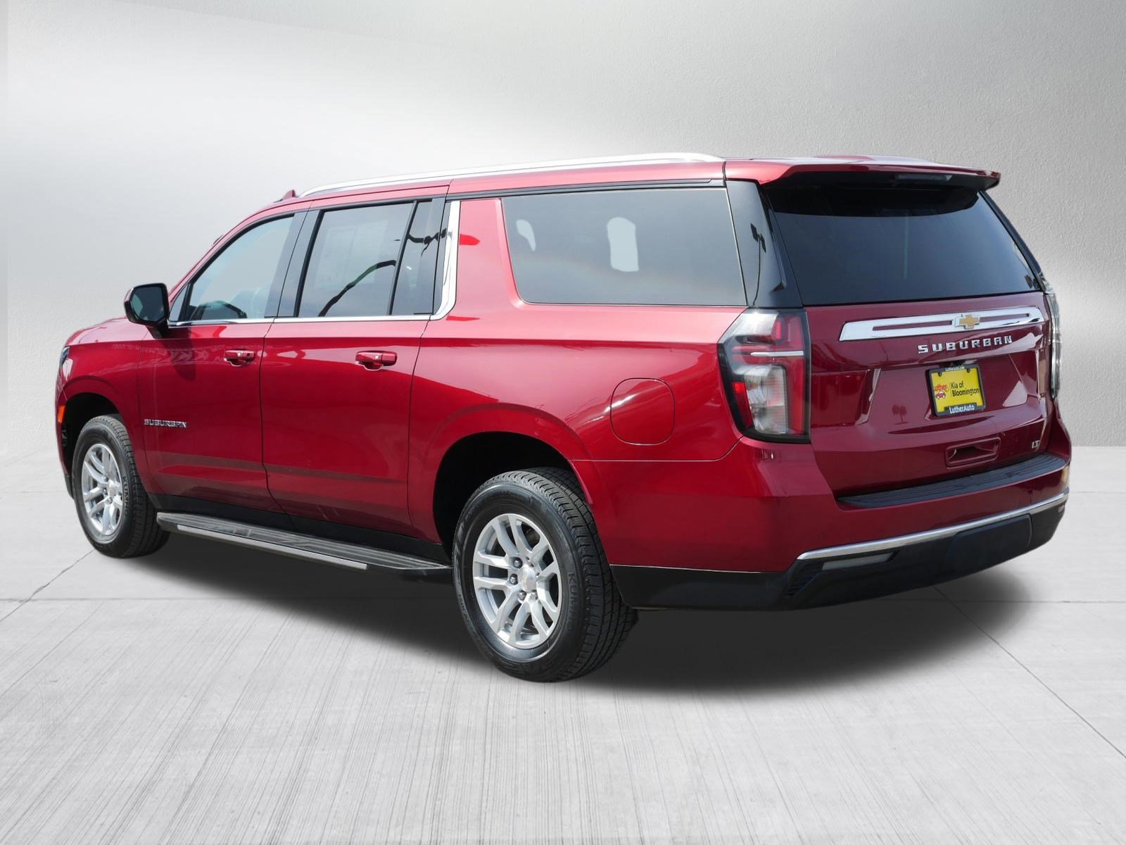 Used 2021 Chevrolet Suburban LT AWD/4WD image 5