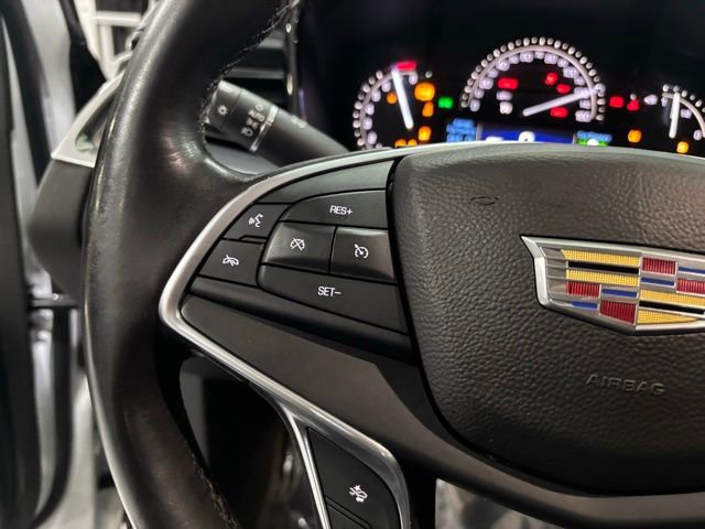 Used 2017 Cadillac XT5 Luxury w/ Driver Awareness Package AWD/4WD image 18