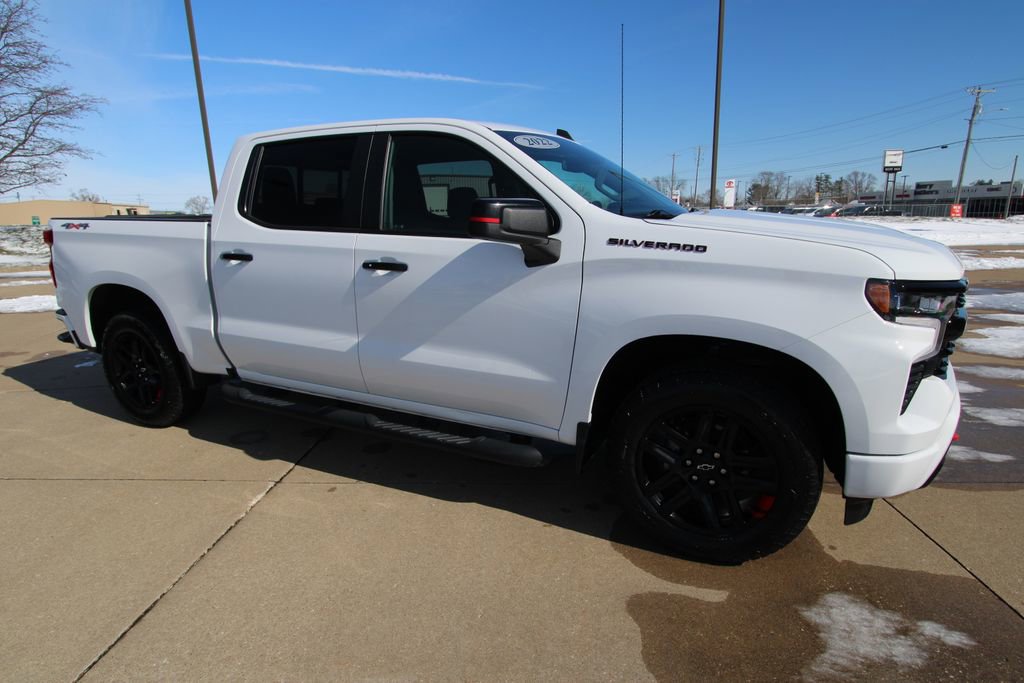 Used 2022 Chevrolet Silverado 1500 RST w/ Redline Edition image 3