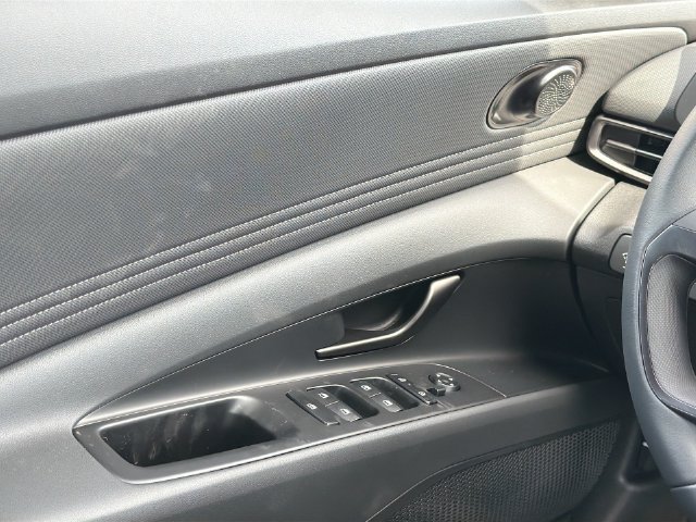 New 2026 Hyundai Elantra Sport FWD image 24