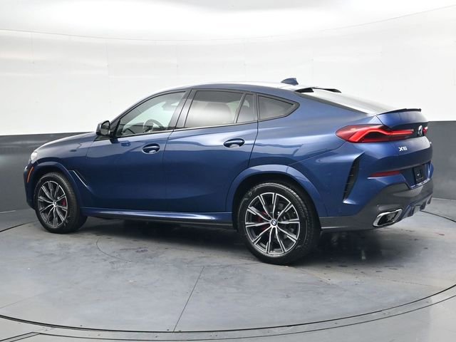 Used 2022 BMW X6 xDrive40i w/ M Sport Package image 7