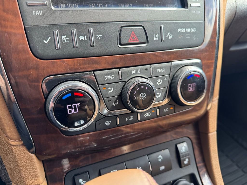 Used 2014 Buick Enclave Leather image 13