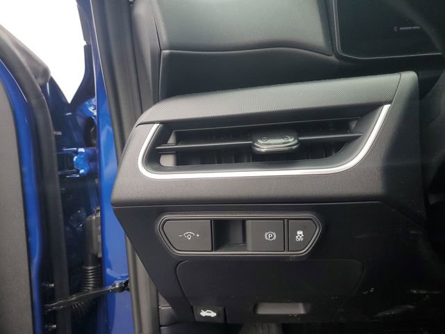 New 2025 Kia K4 LXS image 13