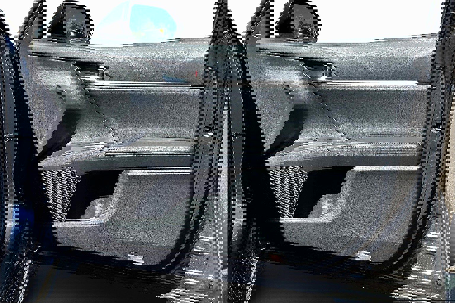 Used 2022 Toyota Camry XSE image 17