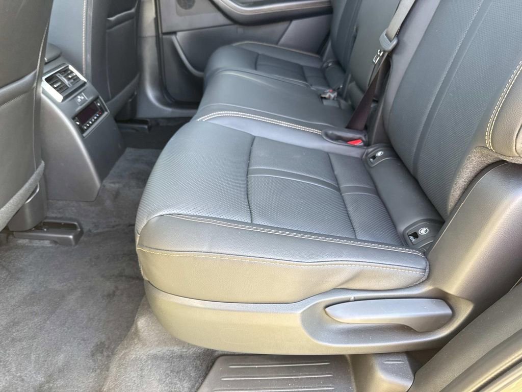 Certified 2026 MAZDA CX-70 3.3 Turbo w/ Preferred Package image 20