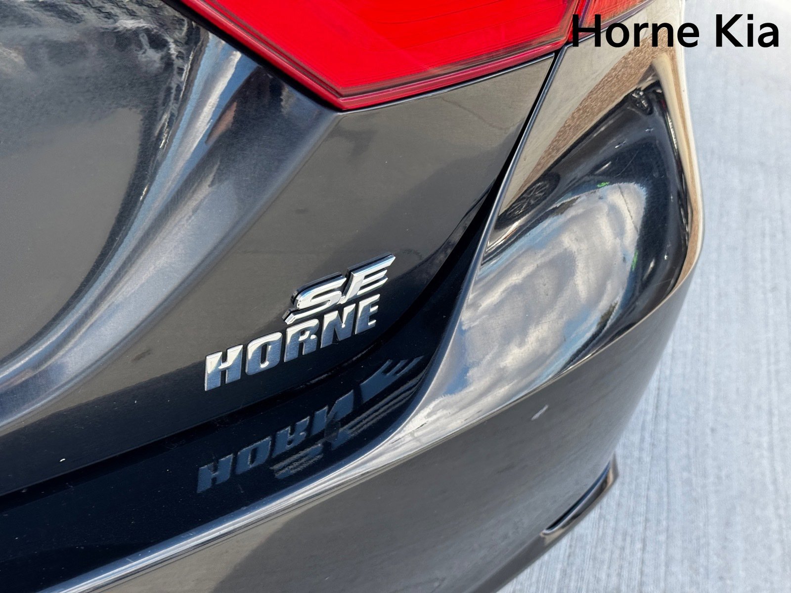 Used 2022 Toyota Camry SE image 29