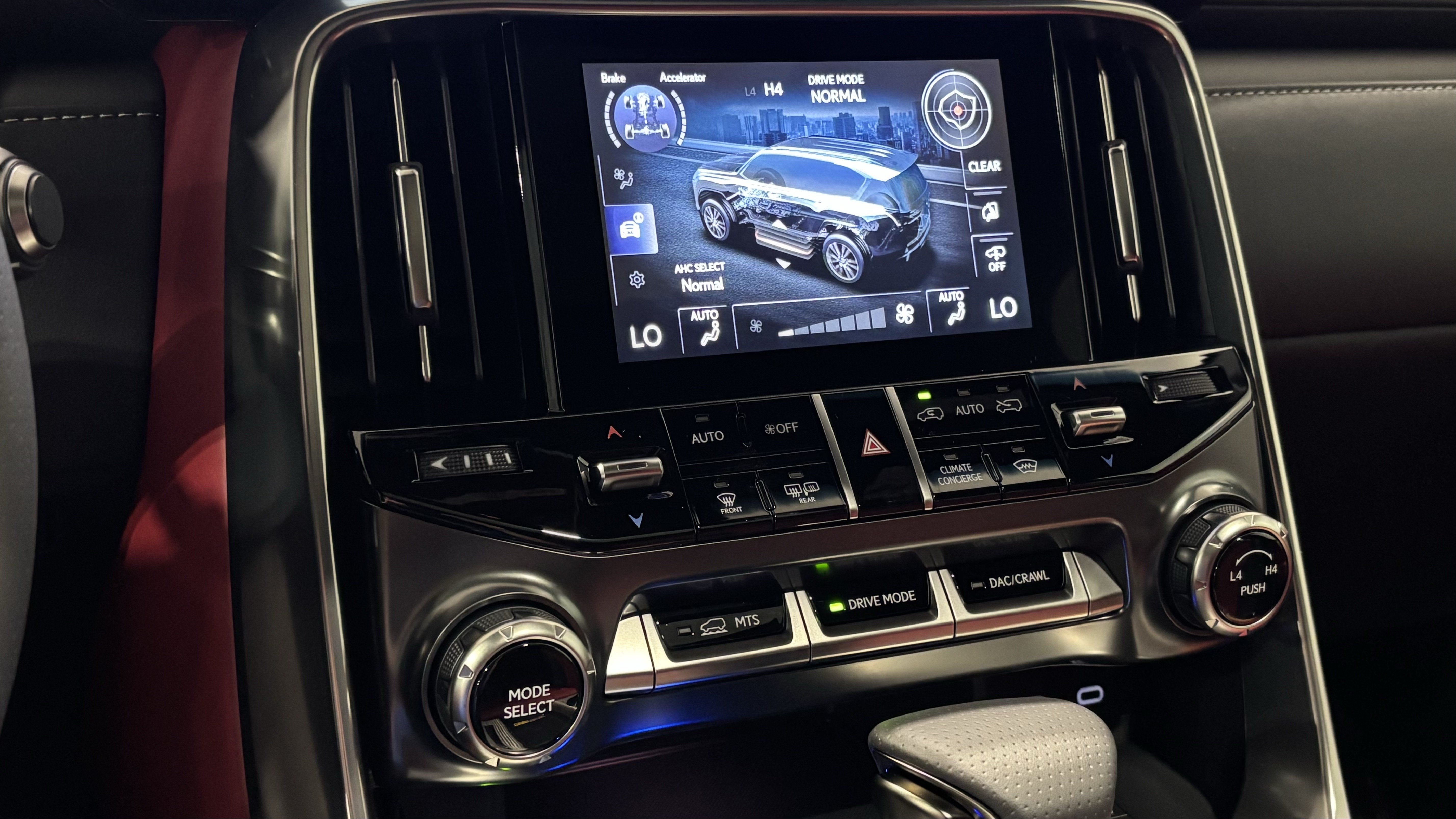 New 2026 Lexus LX 600 F Sport w/ Accessory Package (2T) AWD/4WD image 24